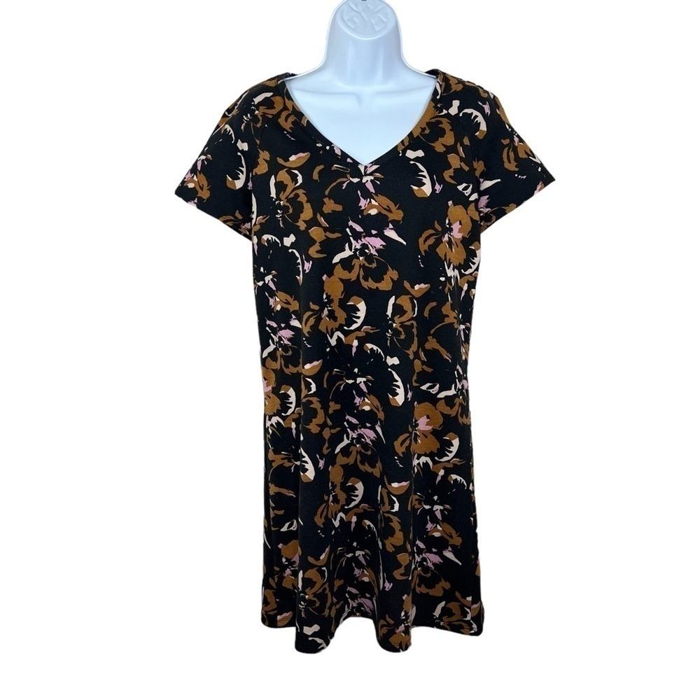 Nine West Floral Short Sleeve Soft Terry Stretch Dress T Shirt Style V Neck